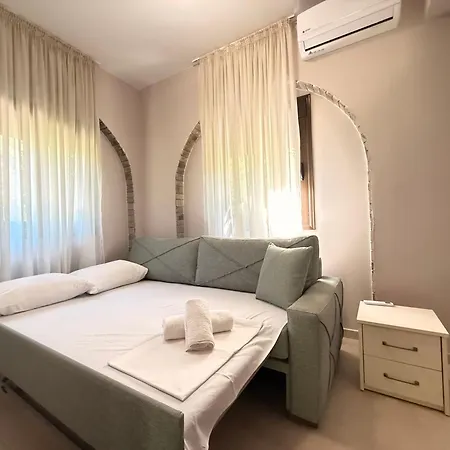 Retreat Vourvourou Villa *